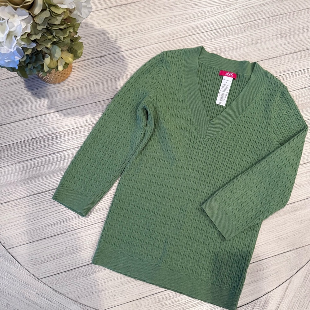 Anne Klein Sport Olive/Green V-Neck Cable Knit Sweater 3/4 length sleeves